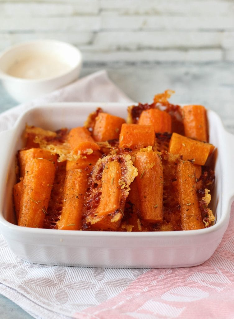 in de oven gebakken wortelen met Parmezaanse kaas