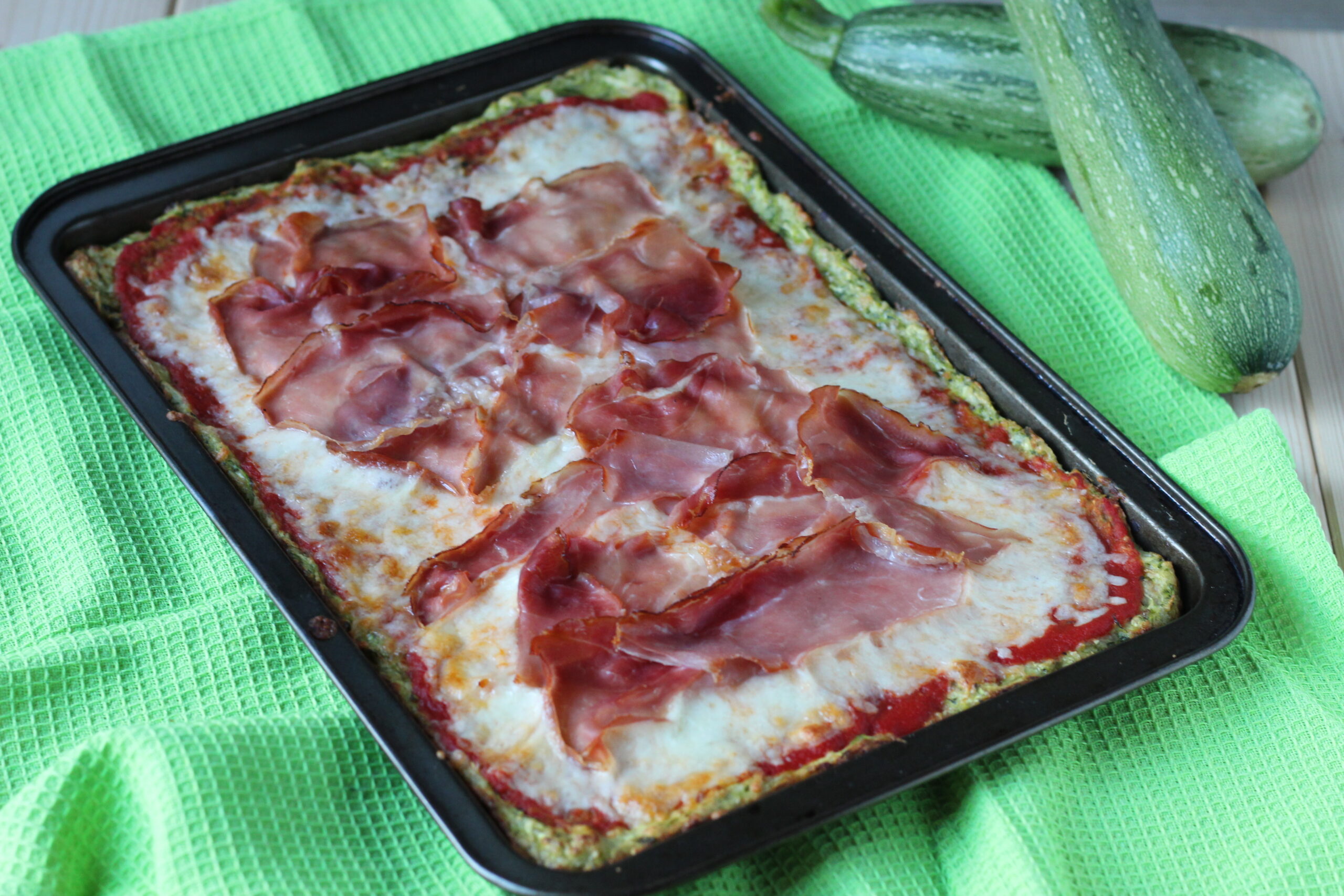 Courgettepizza met speck