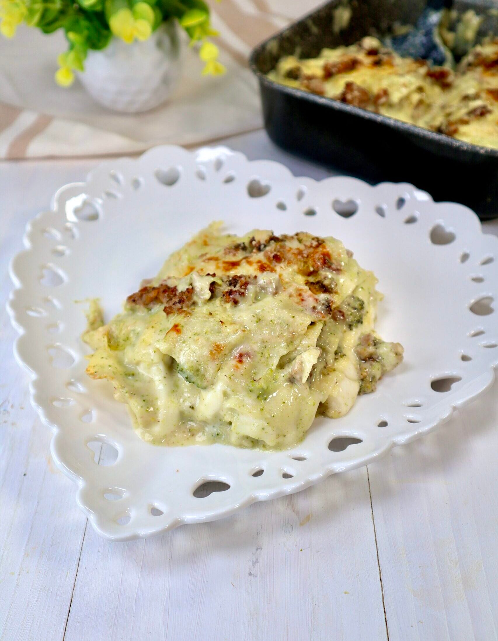 Lasagne met worst en broccolicrème in airfryer