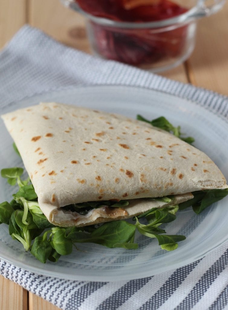 portemonnee piadina met bresaola en veldsla