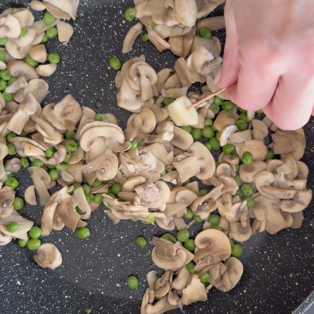 Pasta erwten en champignons