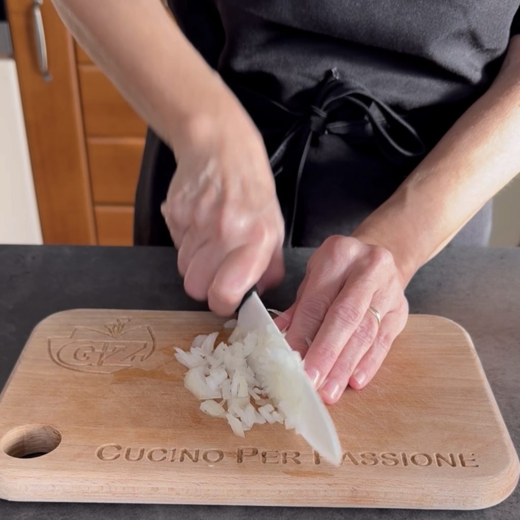 Pasta met aardappelcreme en worst