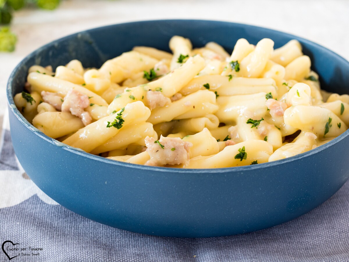 PASTA MET AARDAPPELCREME EN WORST