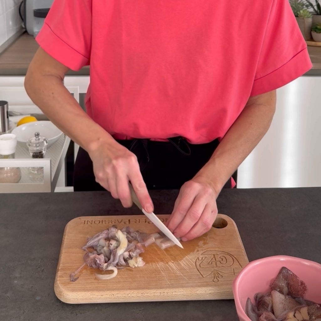 Salade met inktvis en garnalen