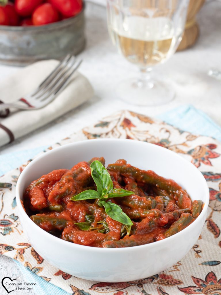 Sperziebonen met tomaten