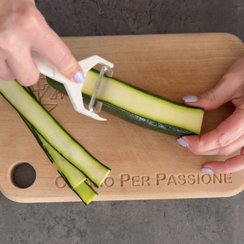 Spiesjes van vlees en courgette