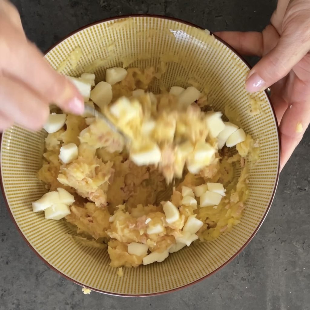 Tonijn en aardappel rol