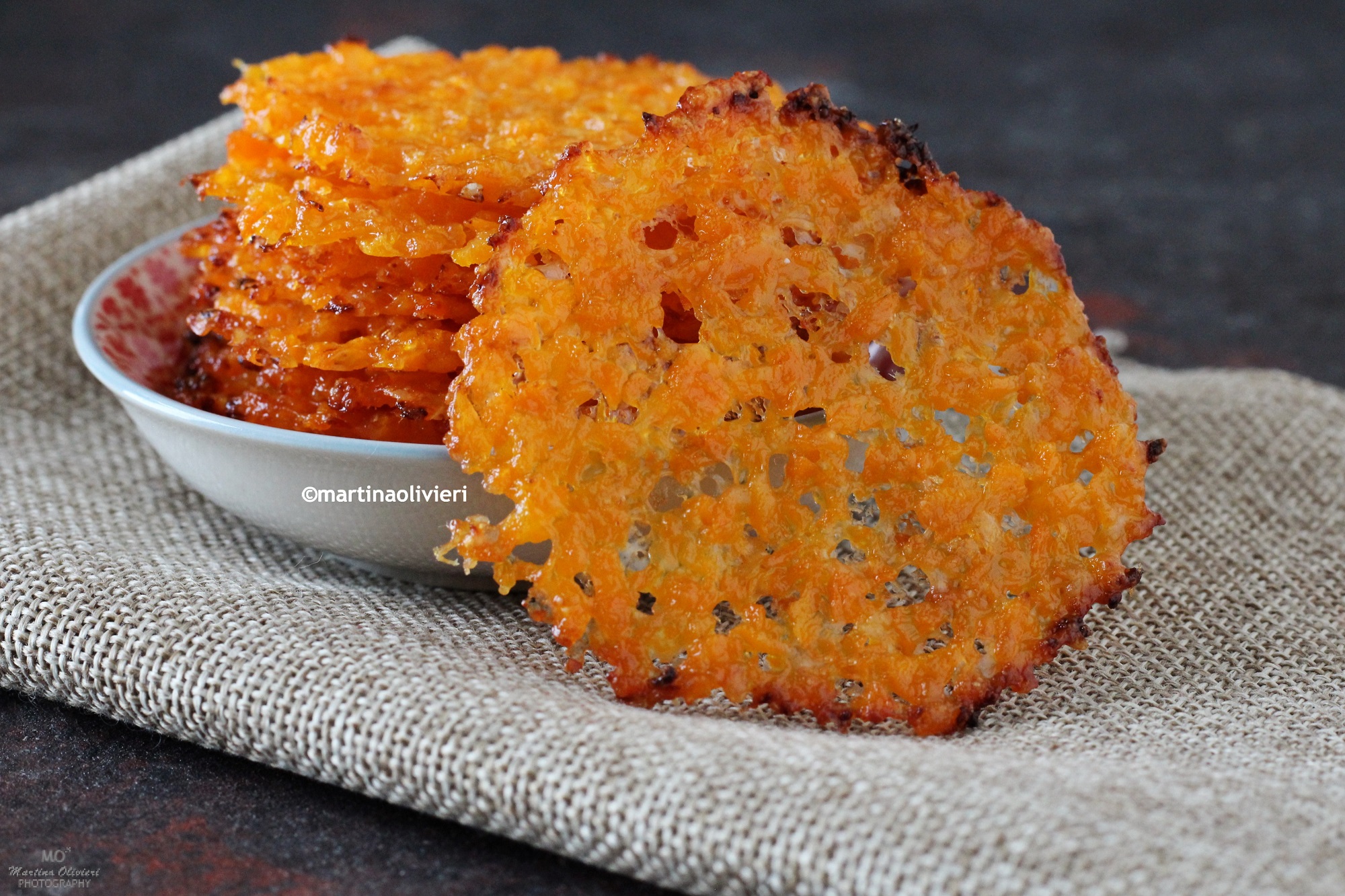 Wafels van wortel en Parmezaan