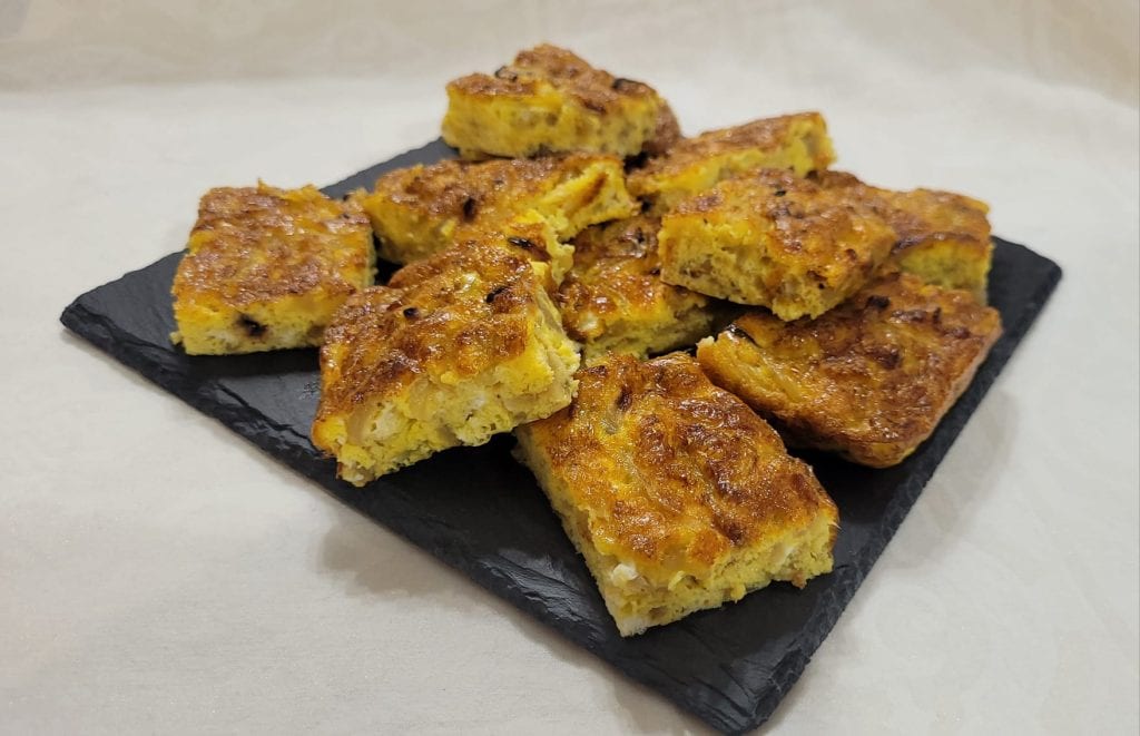 Uienomelet in heteluchtfriteuse