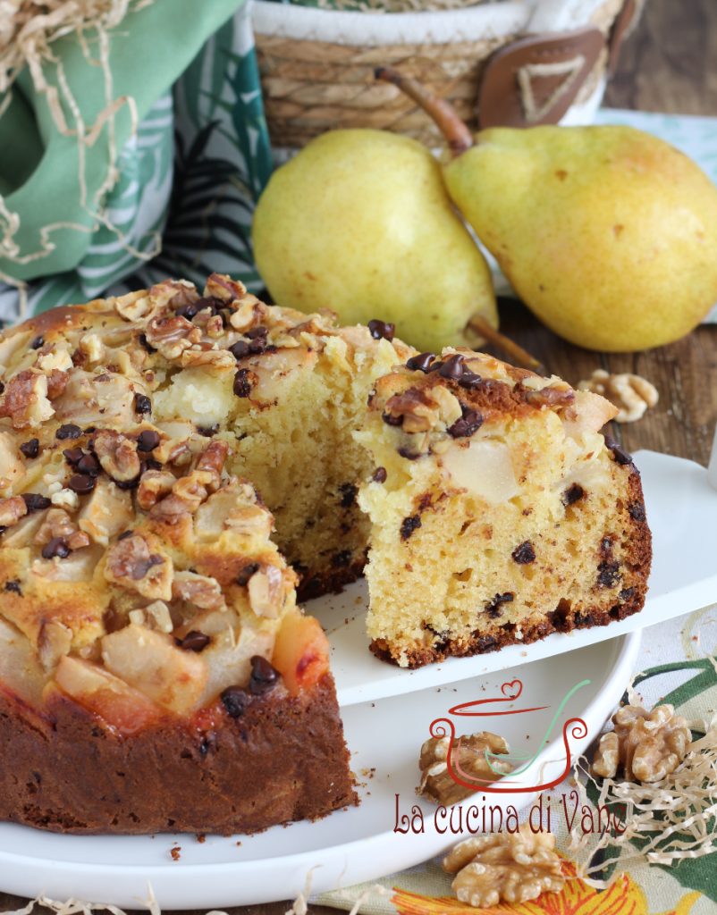 ZACHTE RICOTTA CAKE MET PEREN EN CHOCOLADE