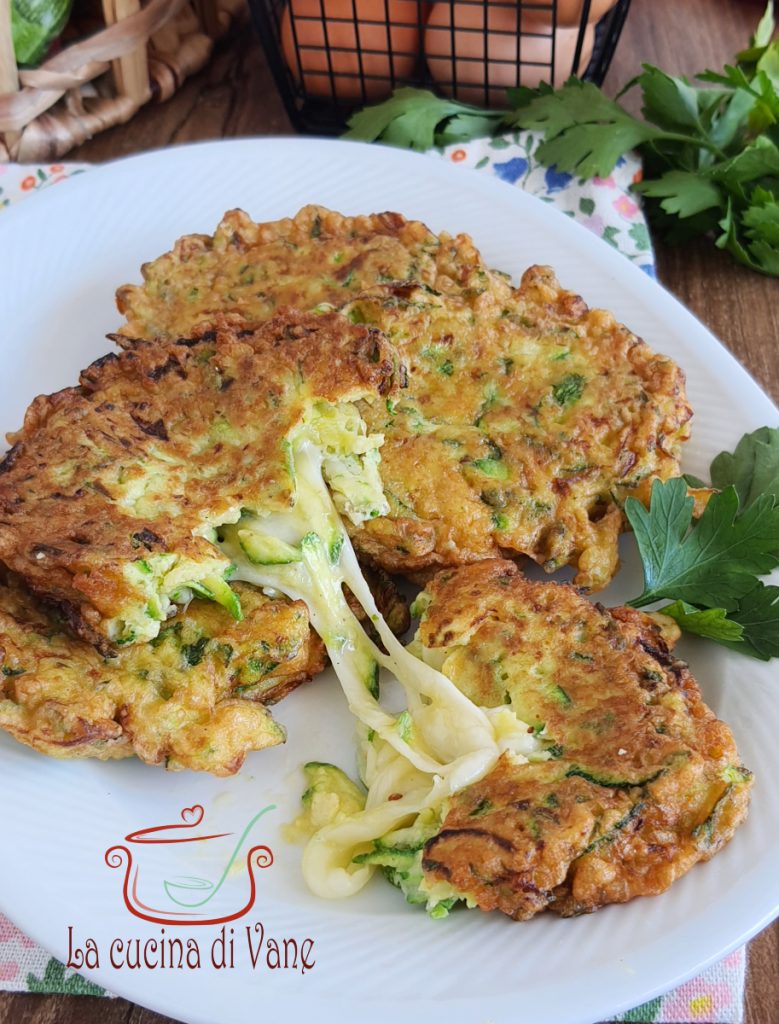 courgettebeignets in de pan