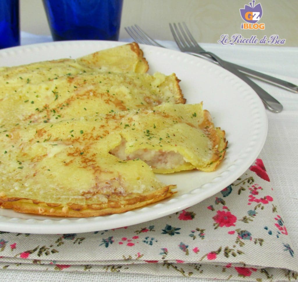 crepes met mozzarella en gekookte ham