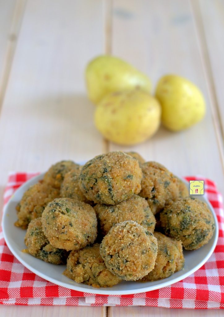 gehaktballen van aardappelen, worst en spinazie gp