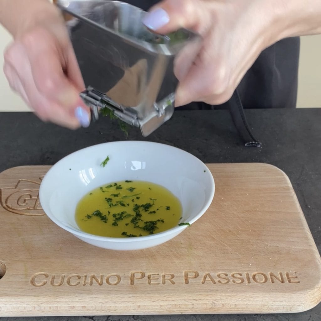 gemarineerde gegrilde courgettes