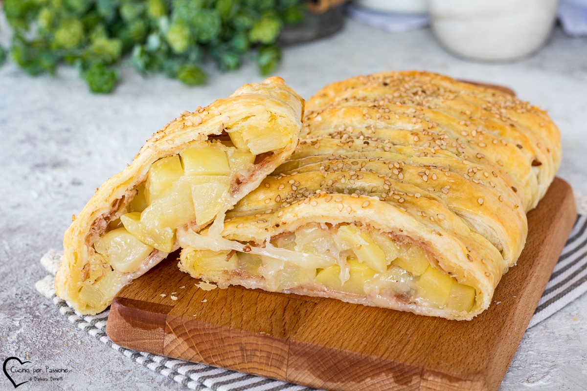 HARTIGE TAART MET SPECK EN AARDAPPELEN