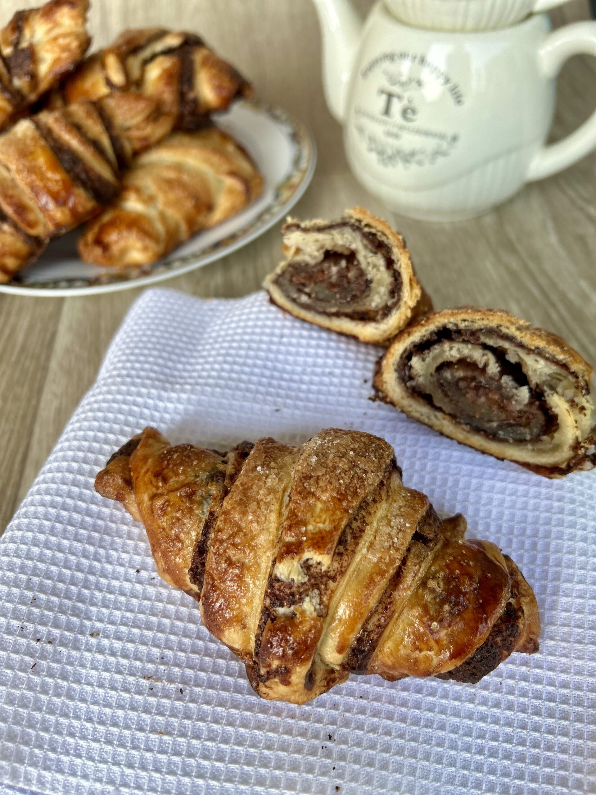 Bladerdeeg Croissants met Nutella
