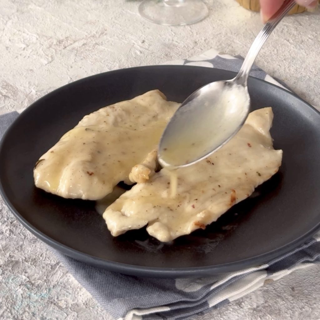 kalkoen schnitzels met witte wijn