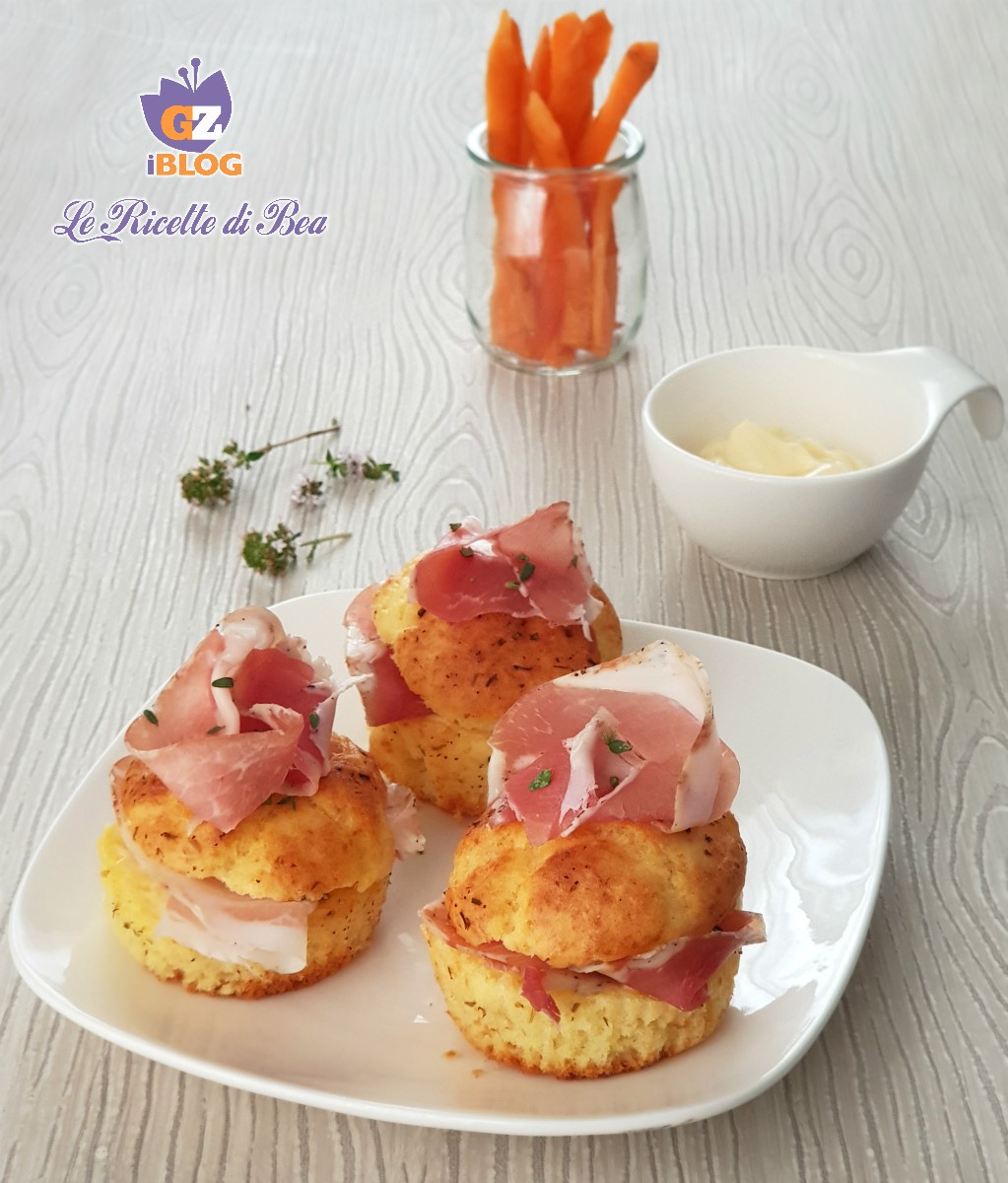 Muffins met Spek en Kaas