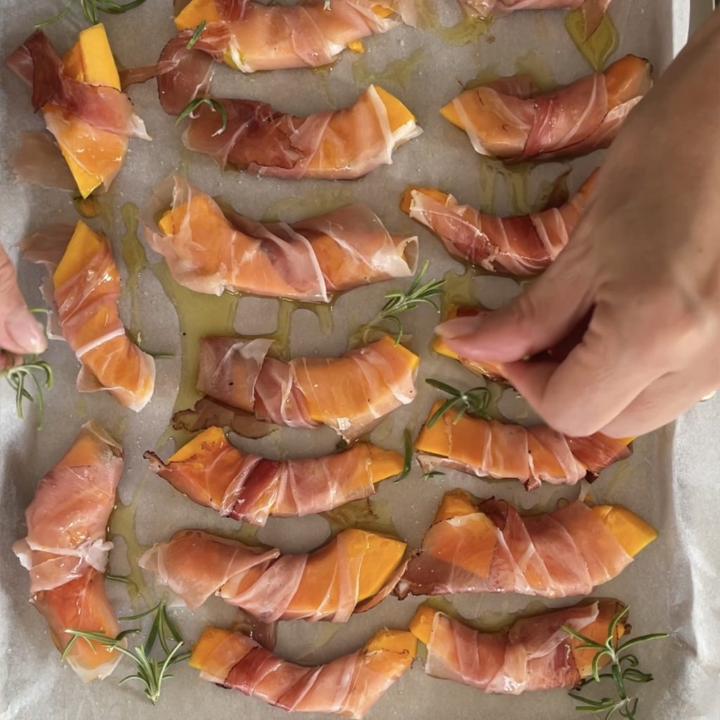 ovengeroosterde pompoen met speck