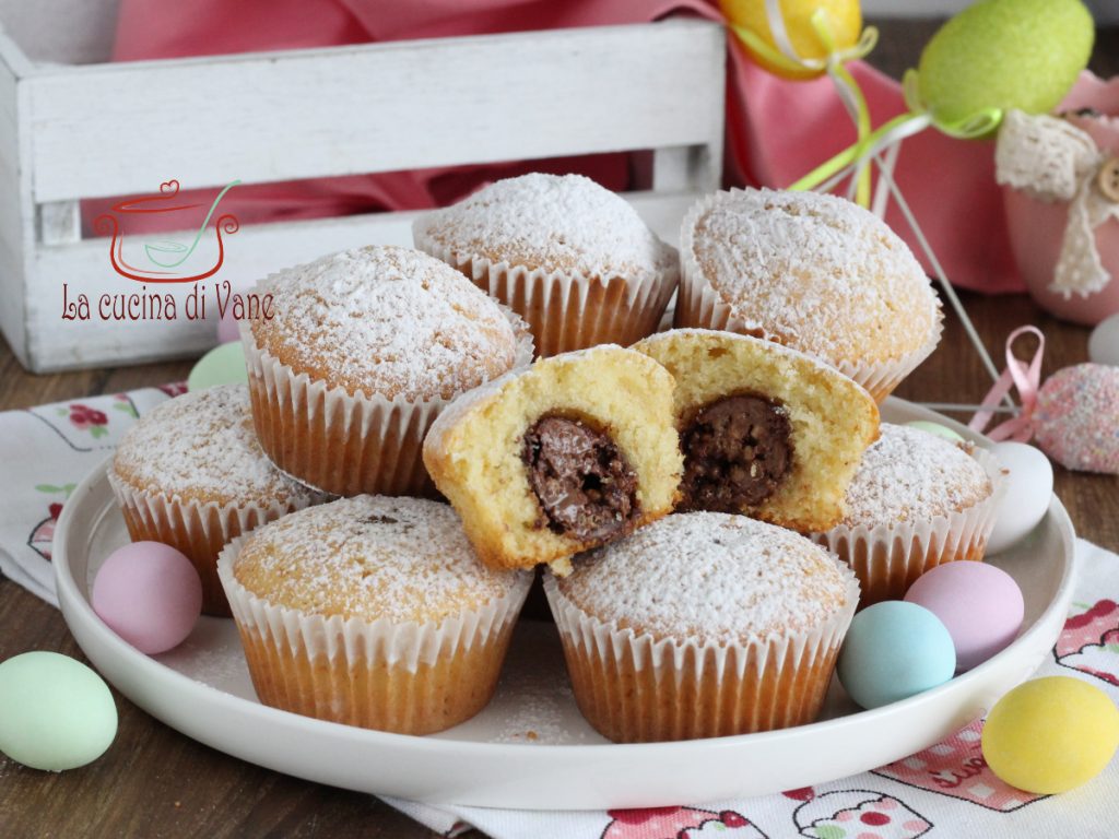 paasmuffins met chocolade-eitjes