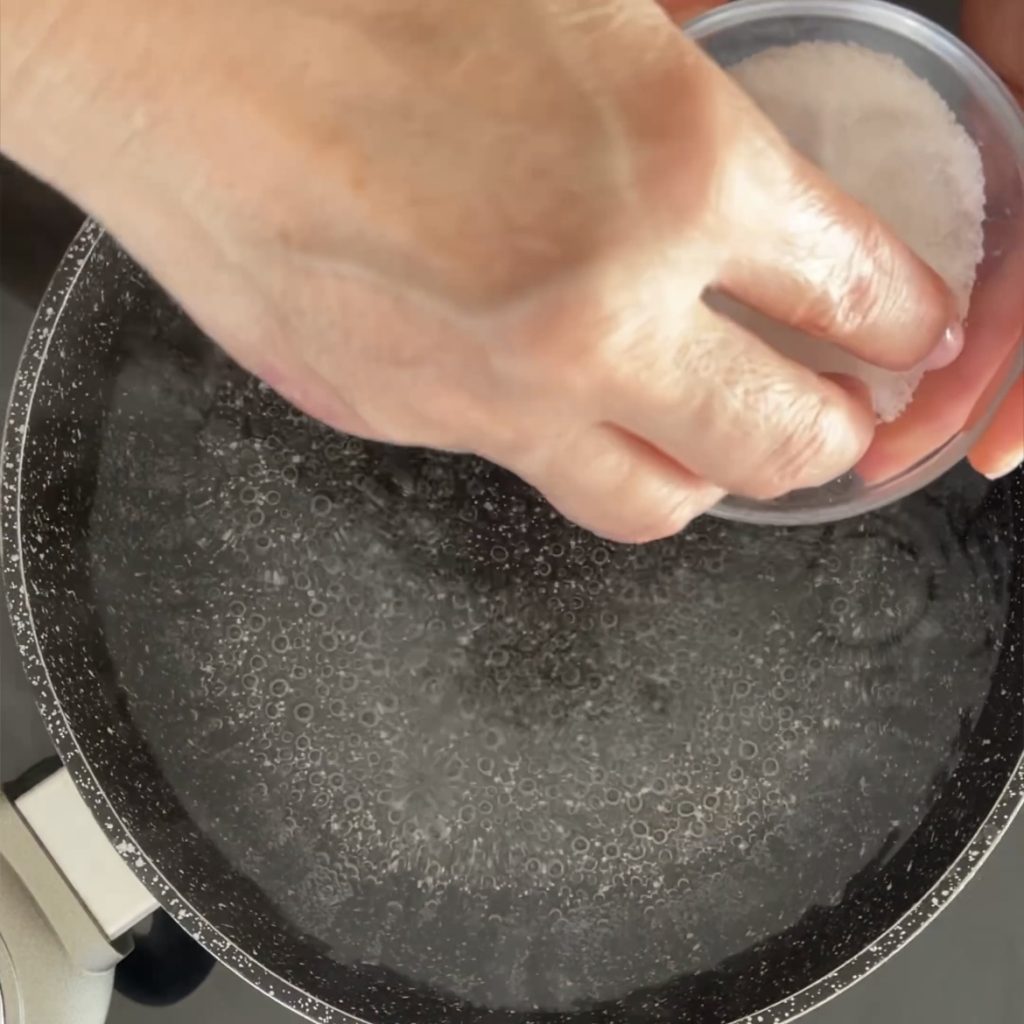 pasta met aardappelen en tonijn