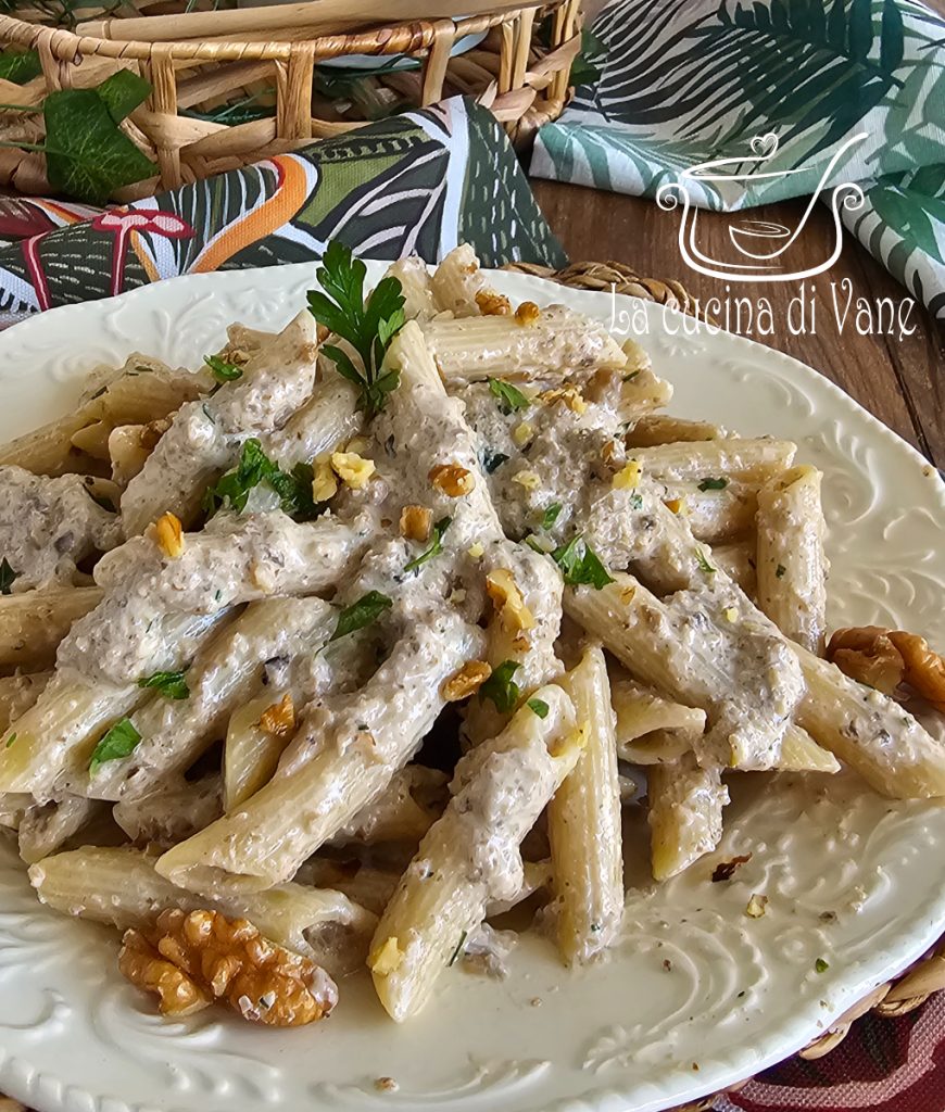 pasta met champignon- en walnotenroom