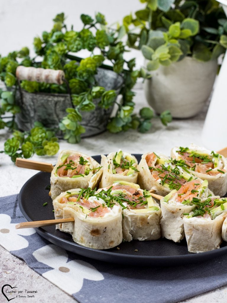 piadina met zalm en avocado