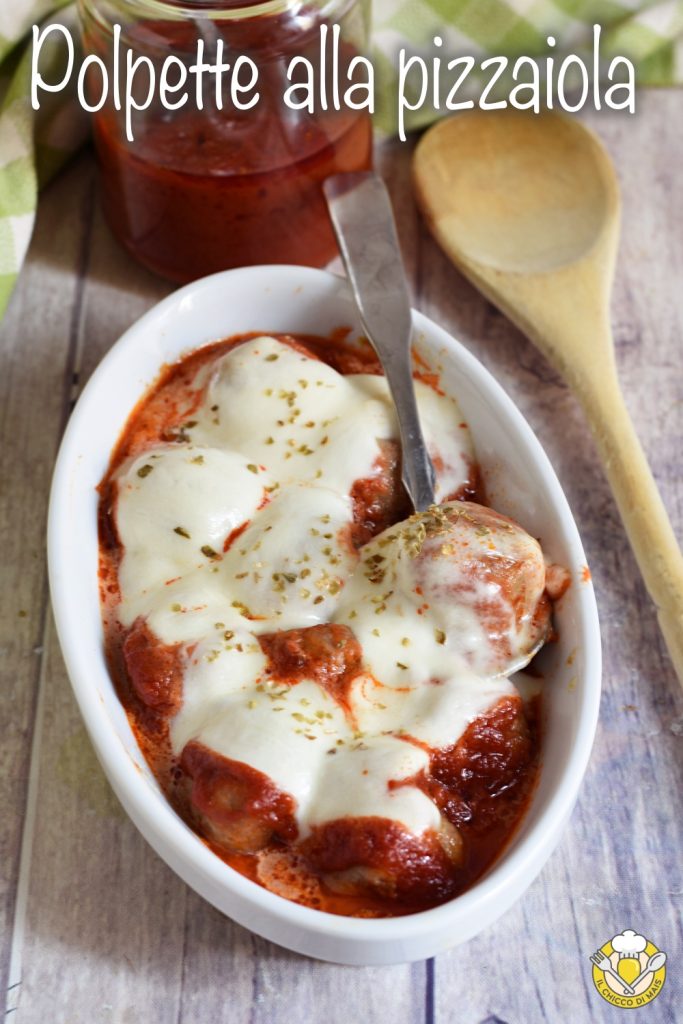 v_ gehaktballen alla pizzaiola met tomaat en mozzarella uit de oven of in de pan, recept voor ongebruikelijke gehaktballen, il chicco di mais