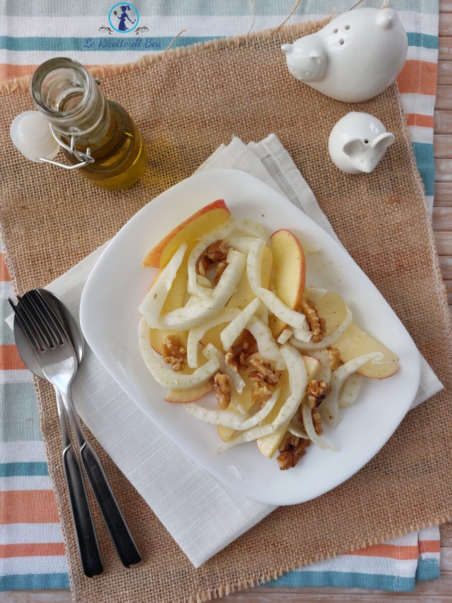 Venkel in salade met appel en walnoten
