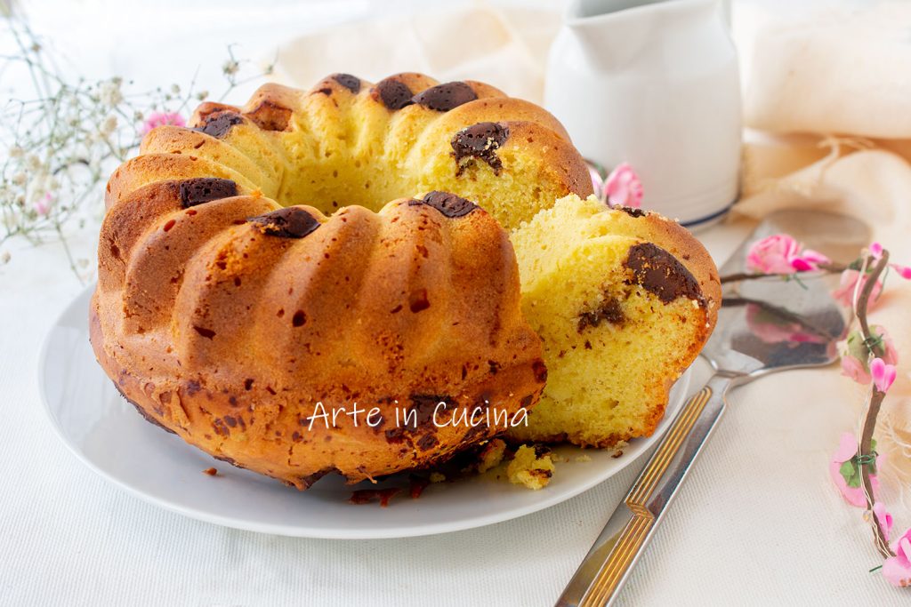 ZACHTE YOGURT CAKE