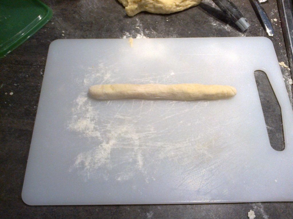 Gnocchi hoe het deeg uit te rollen