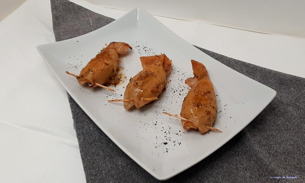 Gevulde in de pan gebakken calamares