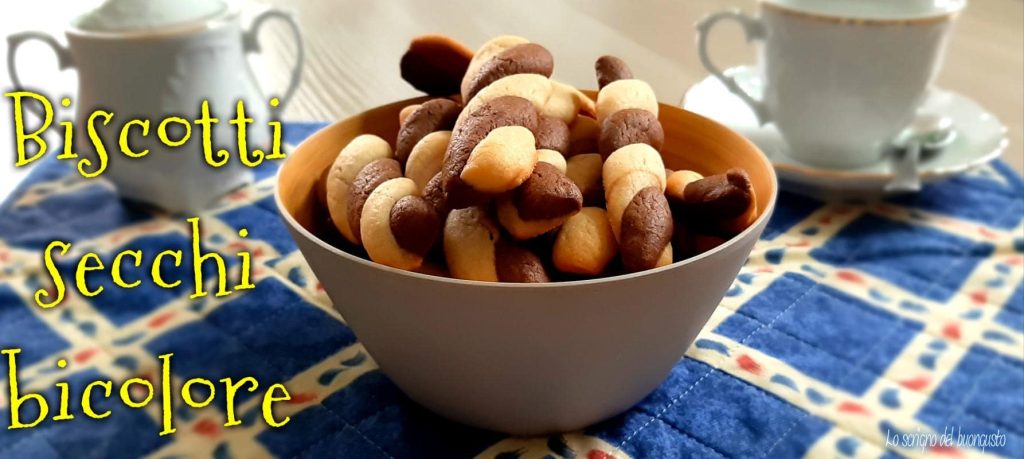 Tweekleurige droge koekjes