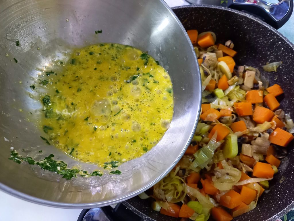 Quiche met pompoen, prei en champignons