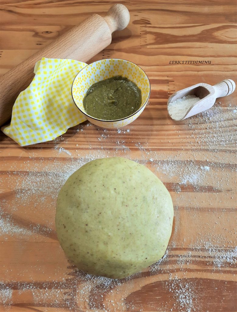 Pistachedeeg voor taarten en koekjes