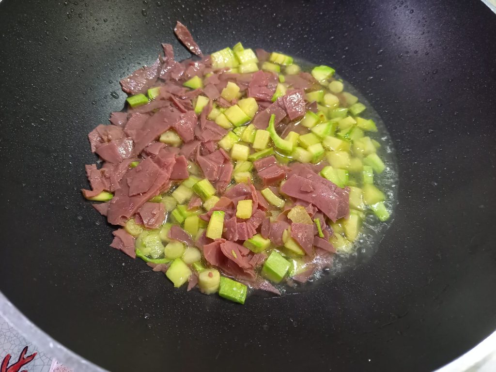 Fit Carbonara met courgettespaghetti