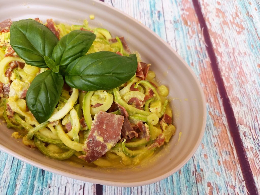 Fit Carbonara met courgettespaghetti