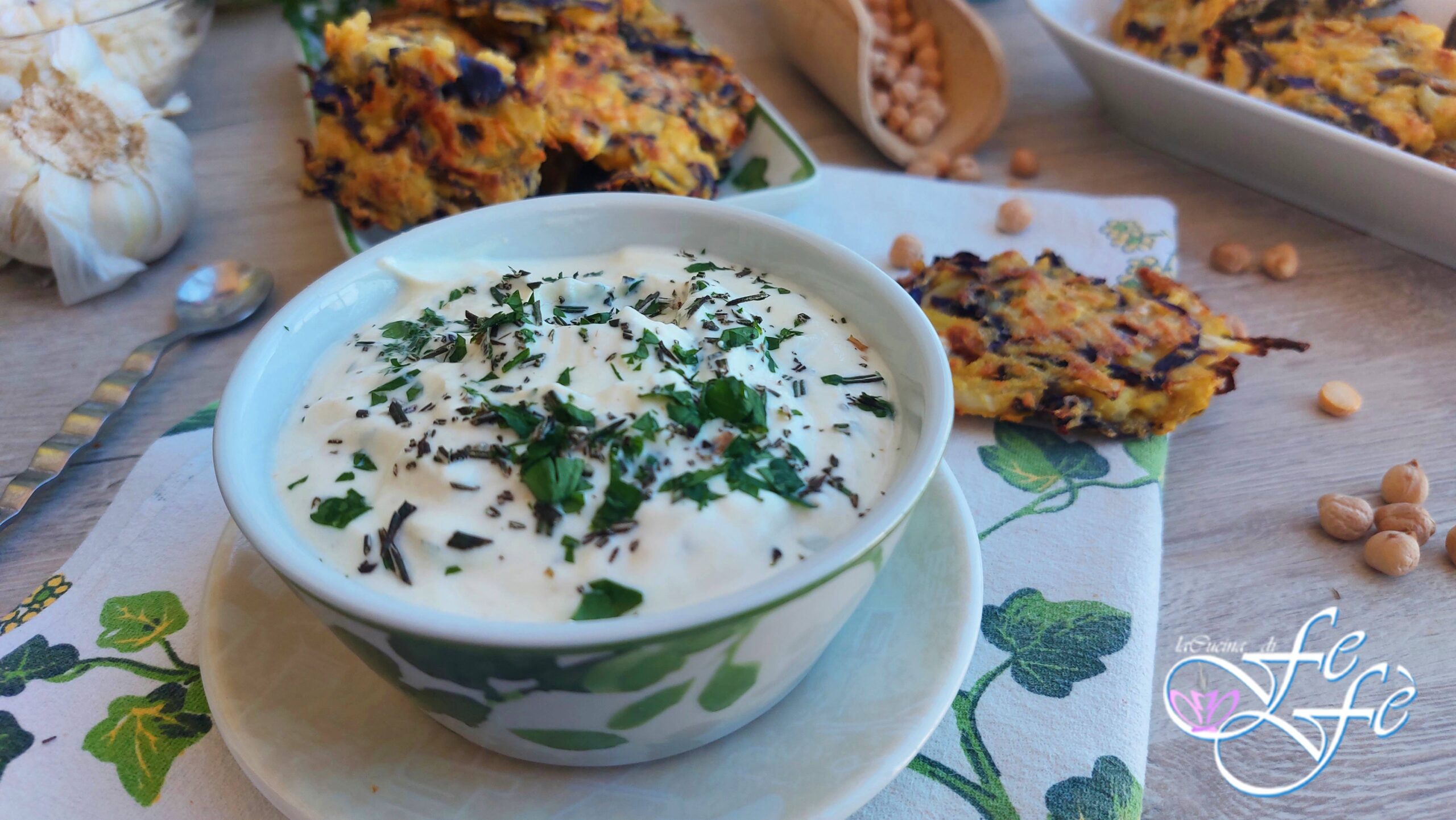 YOGHURT- EN MOSTERDSAUS