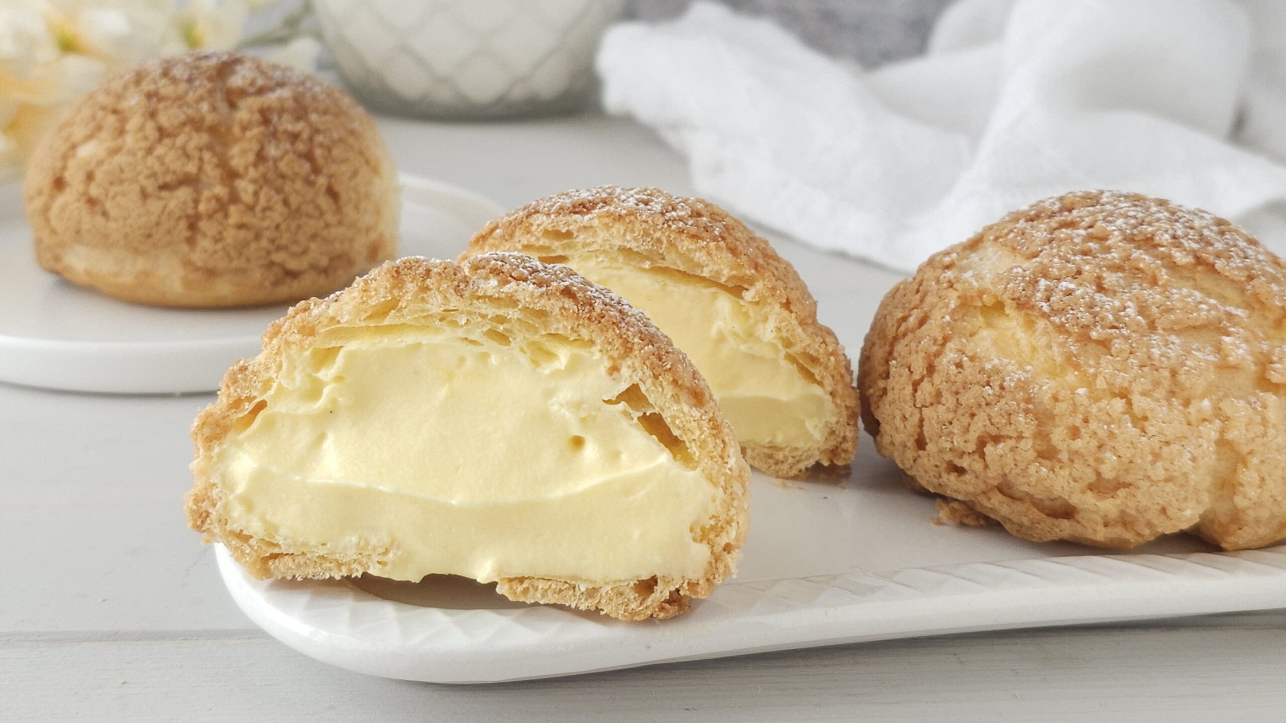 Craquelin-soesjes met diplomatieke room