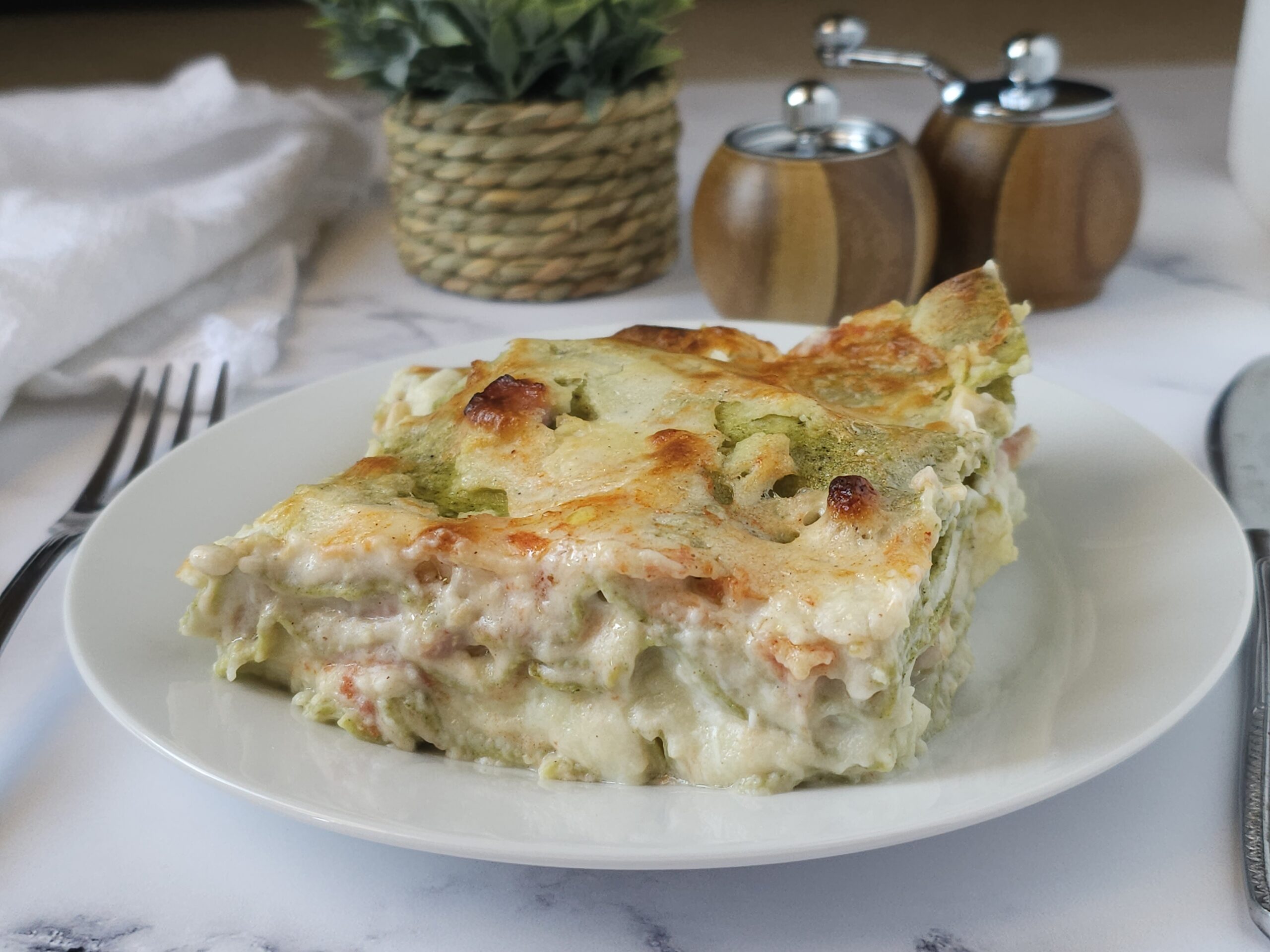 Lasagne met bloemkoolcrème en spek