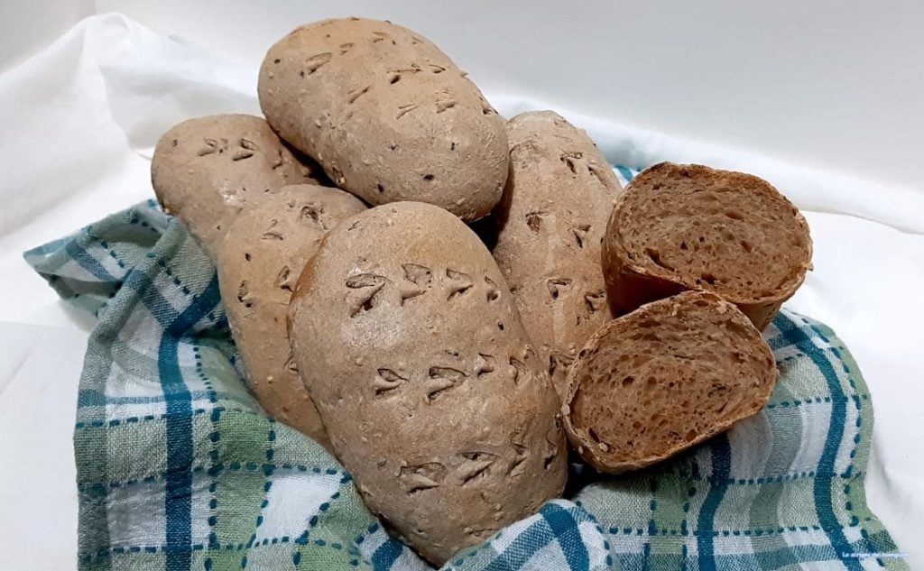 Volkoren broodjes met 7 granen