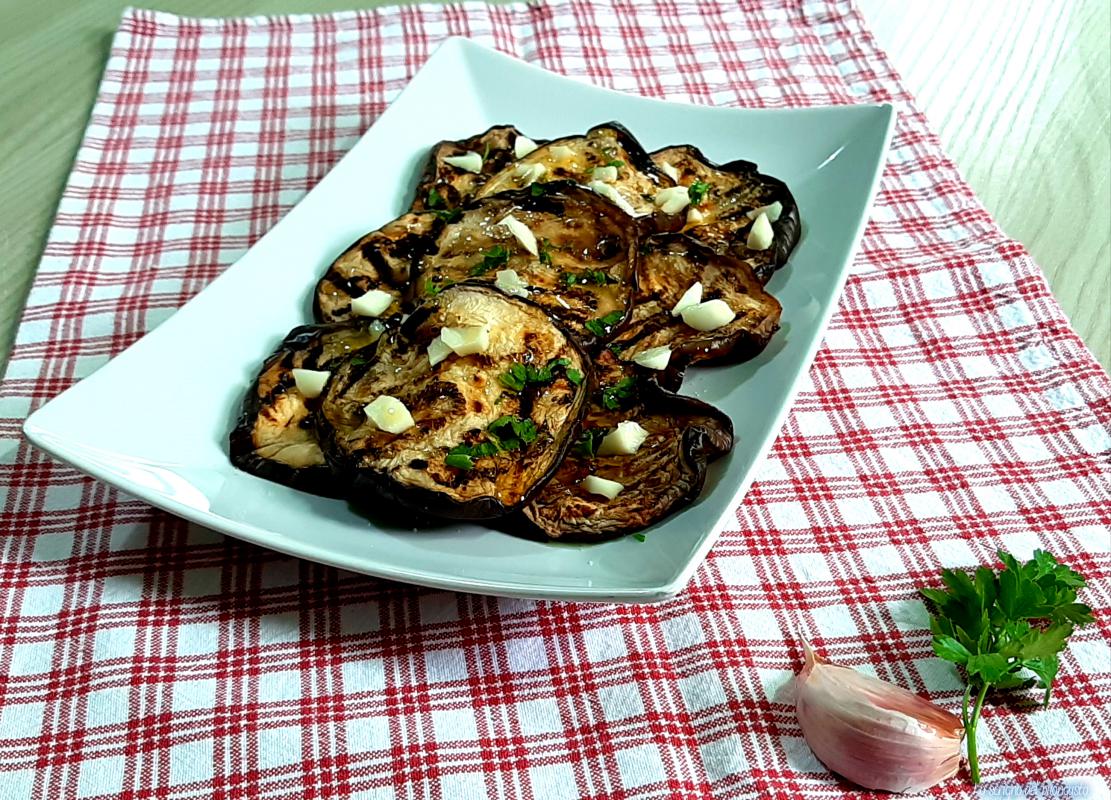 Gegrilde aubergines