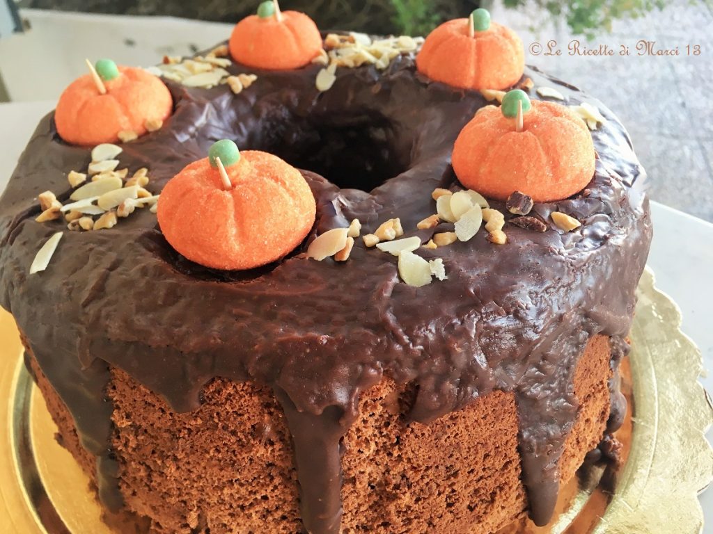 chiffon cake met Nutella-glazuur