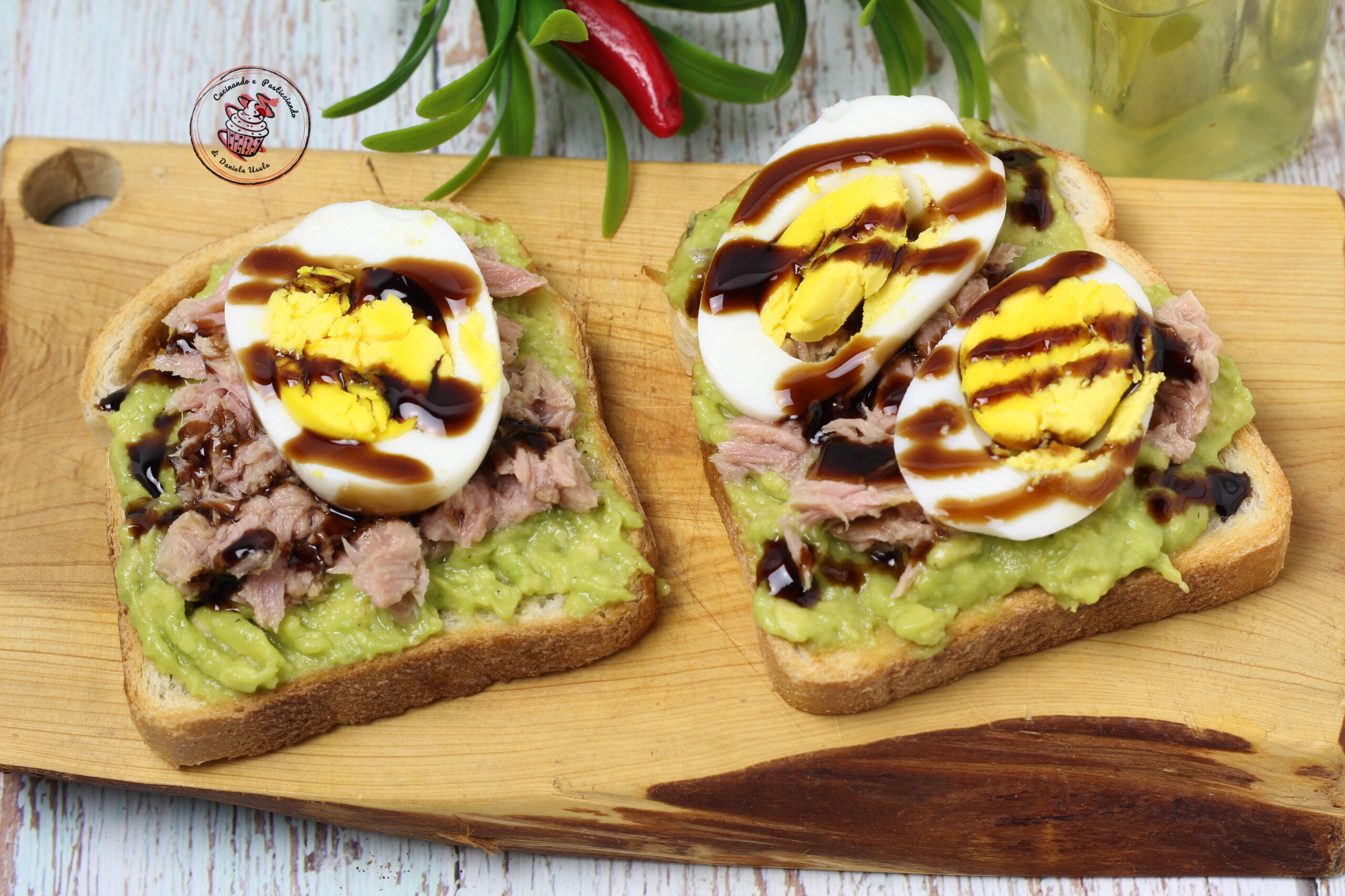 AVOCADO TOAST: het eenvoudige en snelle recept voor een gezonde en smakelijke ontbijt of lunch