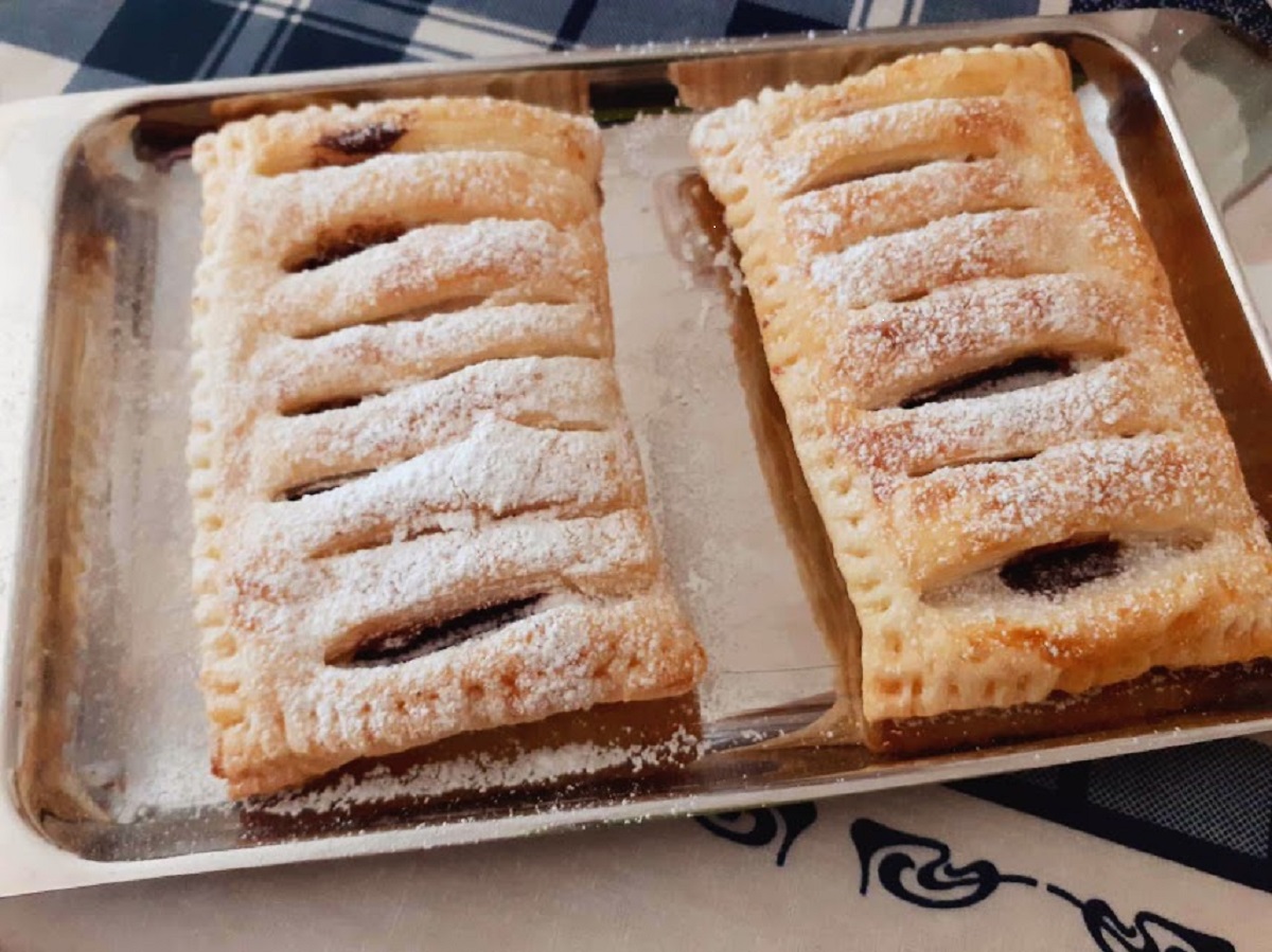 Heerlijke en snelle Nutella-bladerdeegjes gemakkelijk te maken