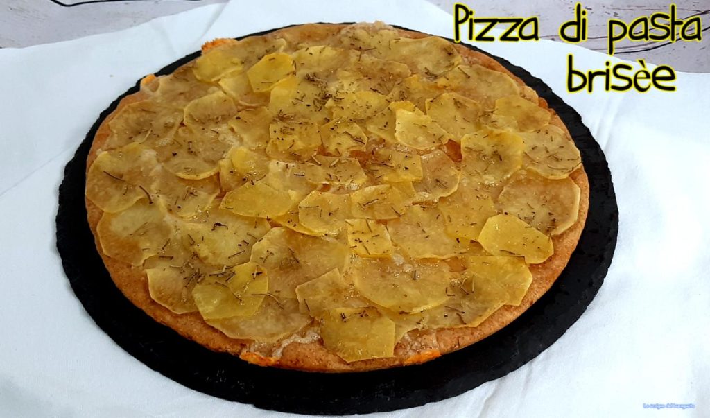 Pizza van brisèe deeg