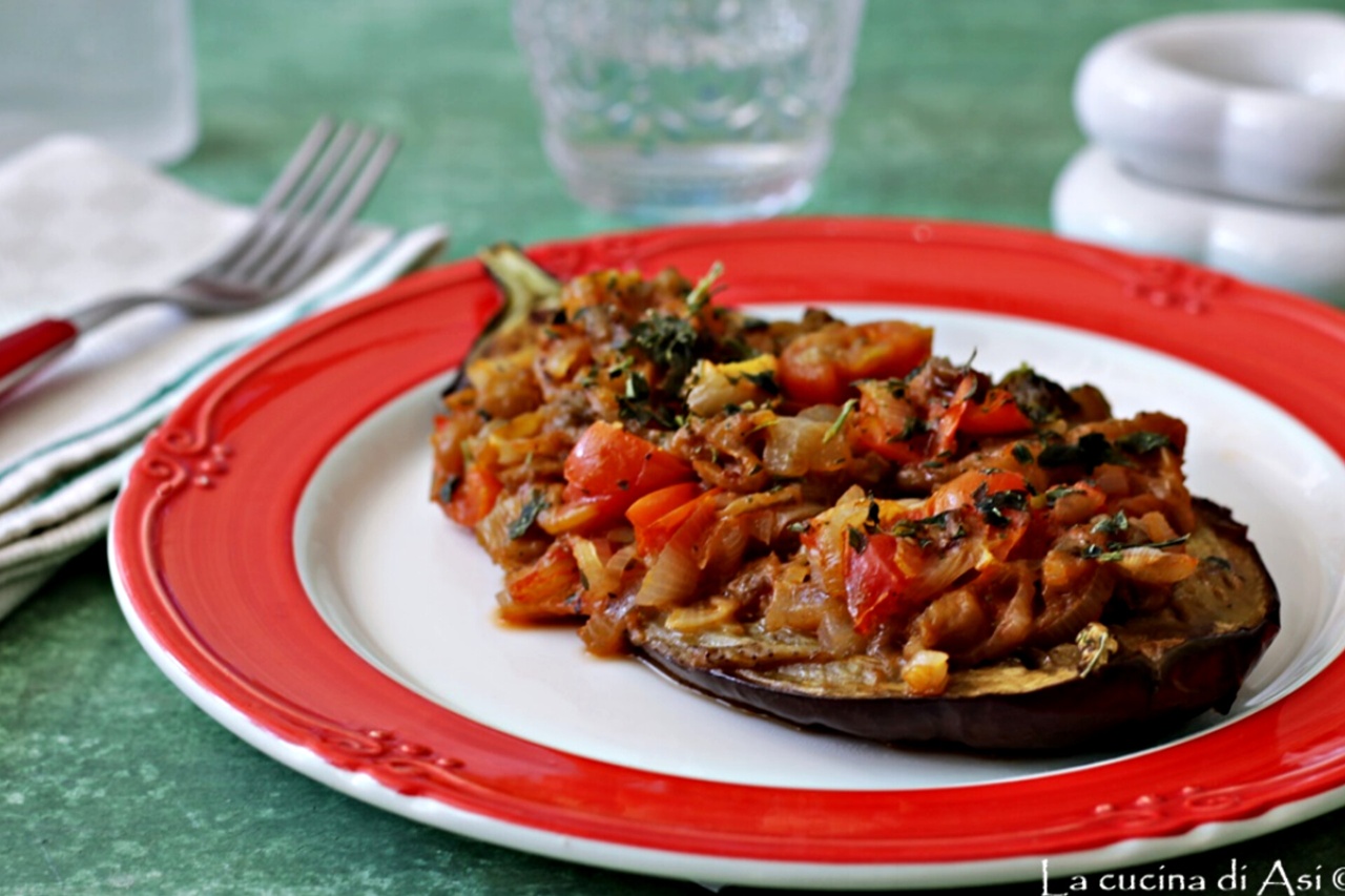 Aubergines van de flauwgevallen Imam (Imâm Baildi)