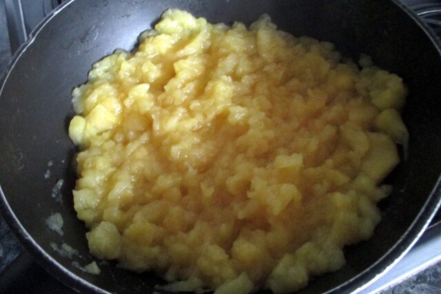 Appelmoes, Eet zonder Buik