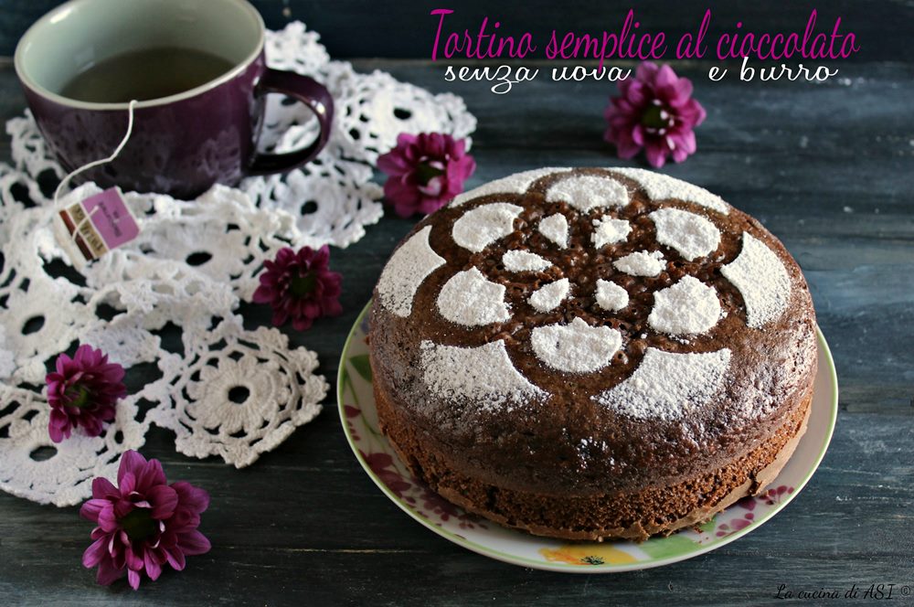 Eenvoudige chocoladecake zonder eieren en boter