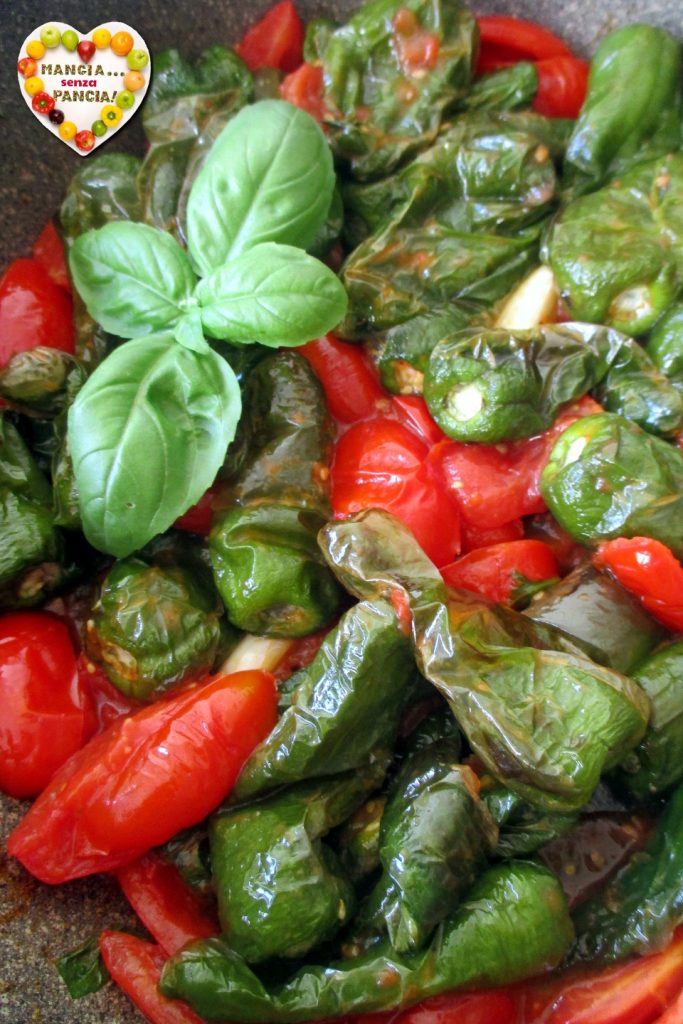 Friggitelli met tomaat in de airfryer, Eet zonder Buik